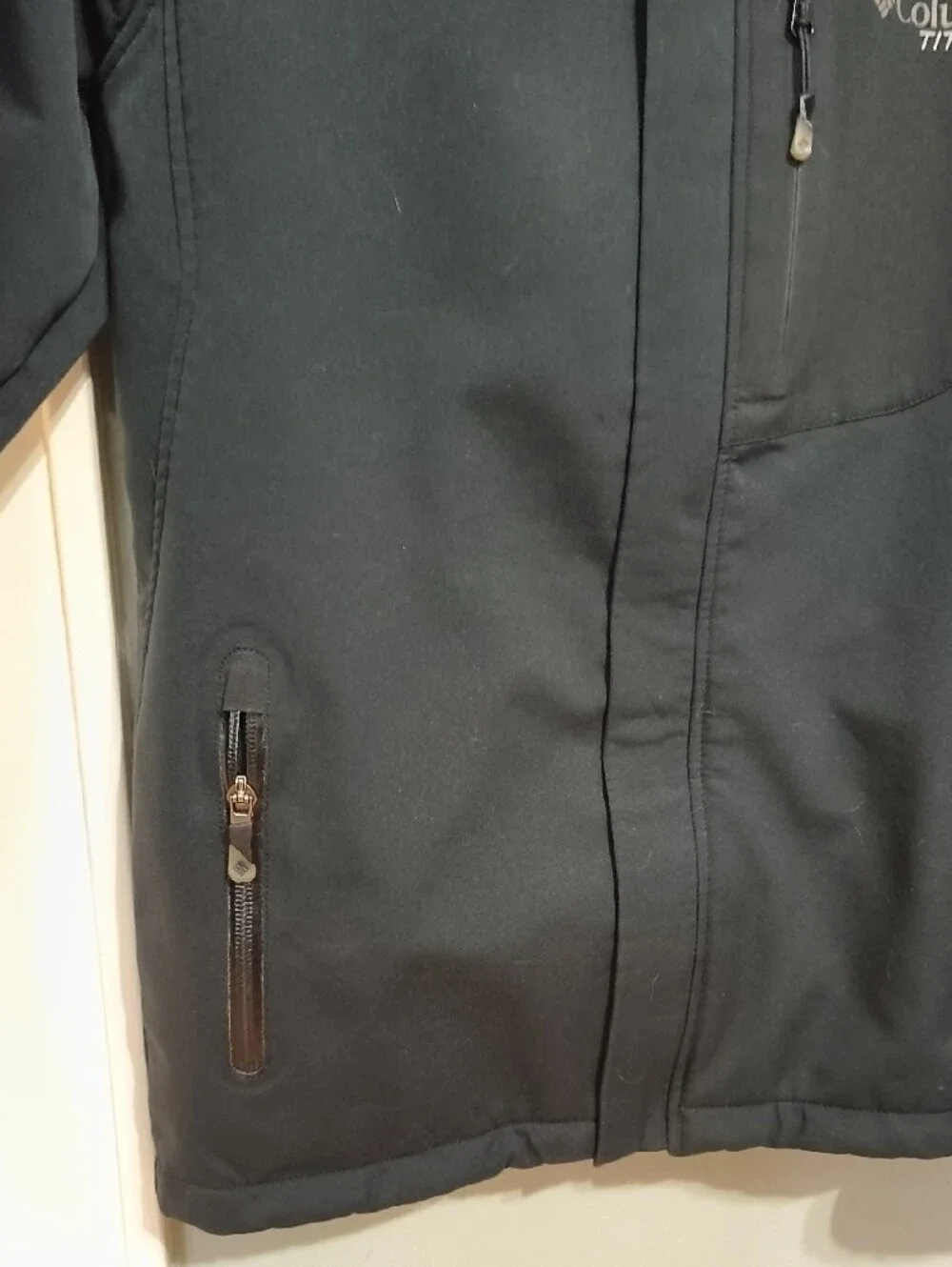Columbia size small
